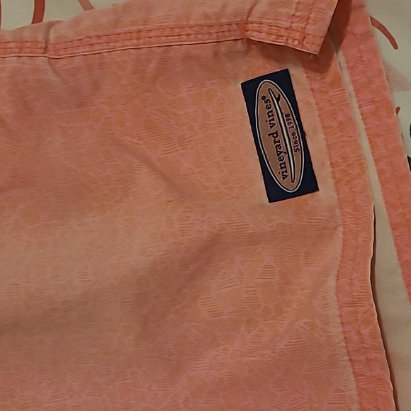 Boy's Vineyard Vines Size Large Pink Swim Trunks - Picture 2 of 5